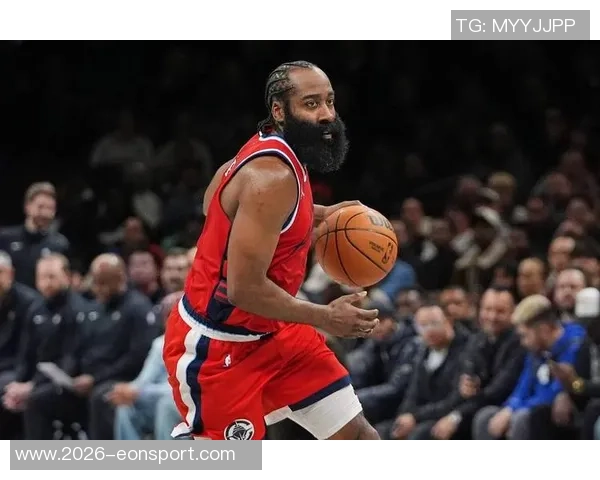 哈登强调球队需保持警惕不容忽视低谷的教训与压力 哈登强调球队需保持警惕不容忽视低谷的教训与压力