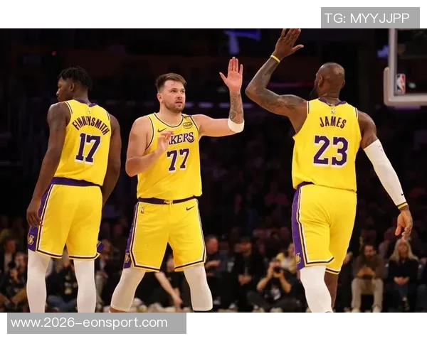 老詹新称号引热议魔仙哥曝与布朗尼东契奇同场竞技趣事