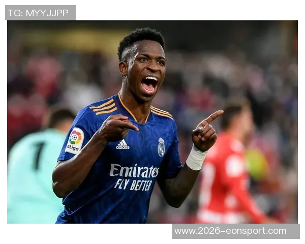 安切洛蒂训练排出424阵型维尼修斯与罗德里戈携手锋线争胜